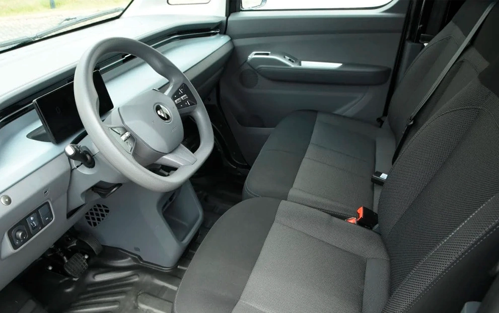 eView Connect interior 3
